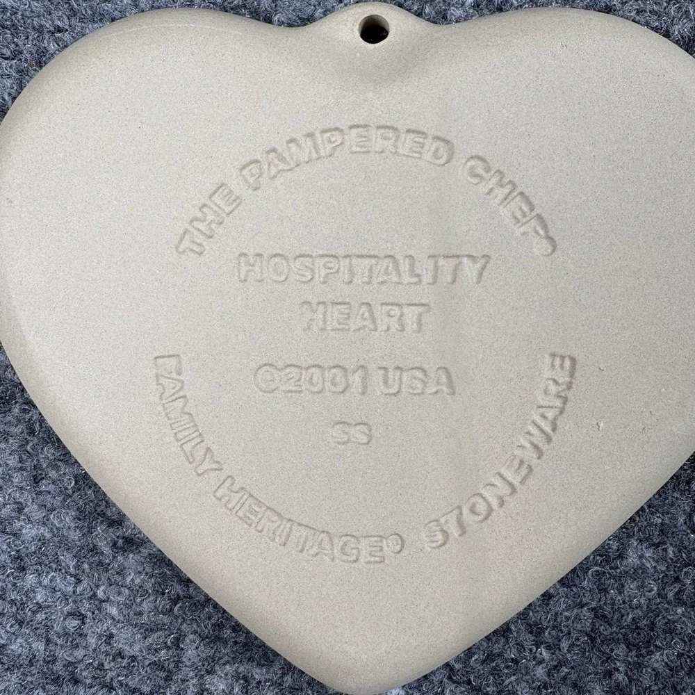 3 Vintage Pampered‎ Chef Family Heritage Heart Cookie Mold Hospitality Peace Y2K